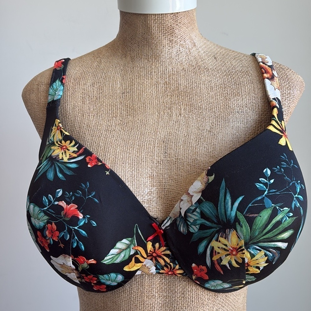 Cacique True Embrace T-Shirt Bra  40DDD